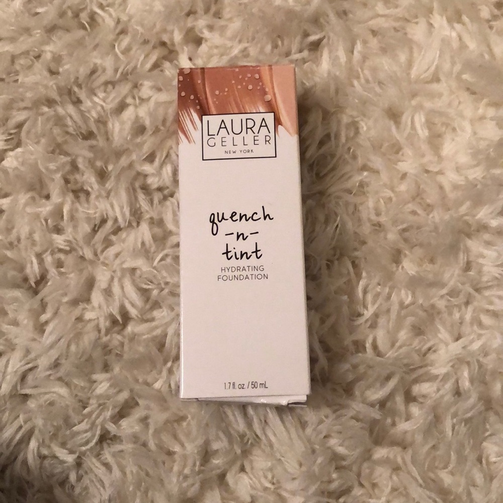 Laura Geller quench n tint hydrating foundation